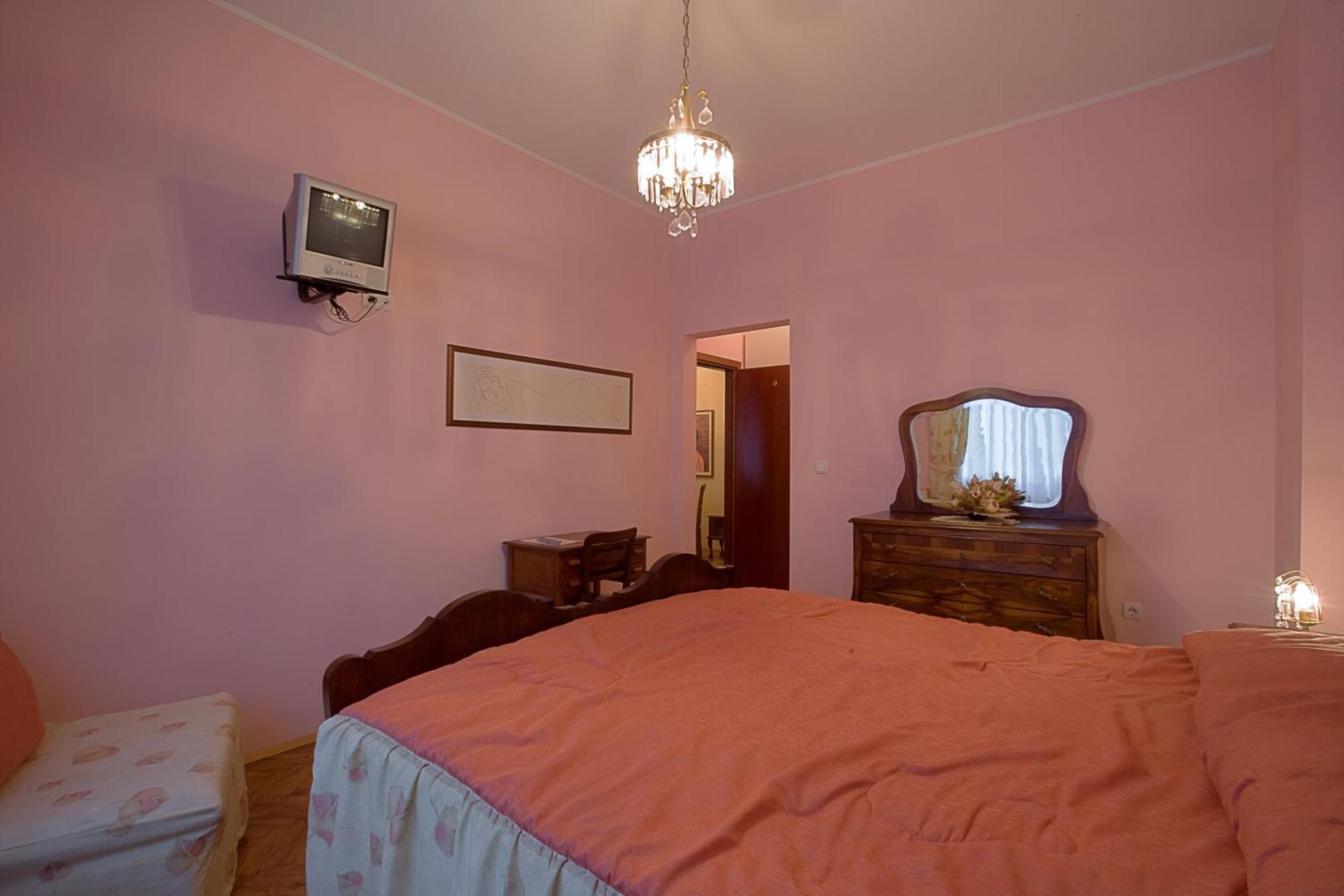 Casa Ferrari Bed & Breakfast Sofya Dış mekan fotoğraf