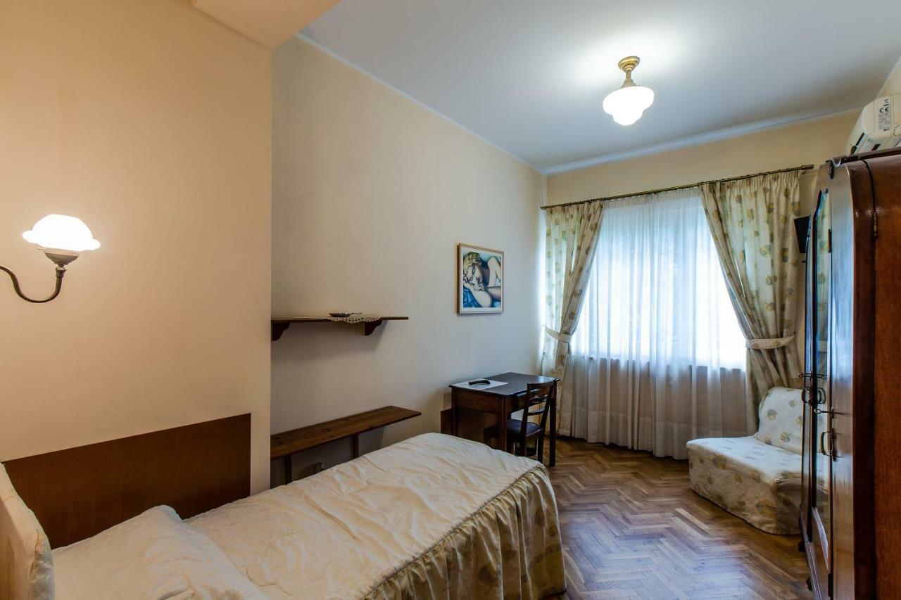 Casa Ferrari Bed & Breakfast Sofya Dış mekan fotoğraf