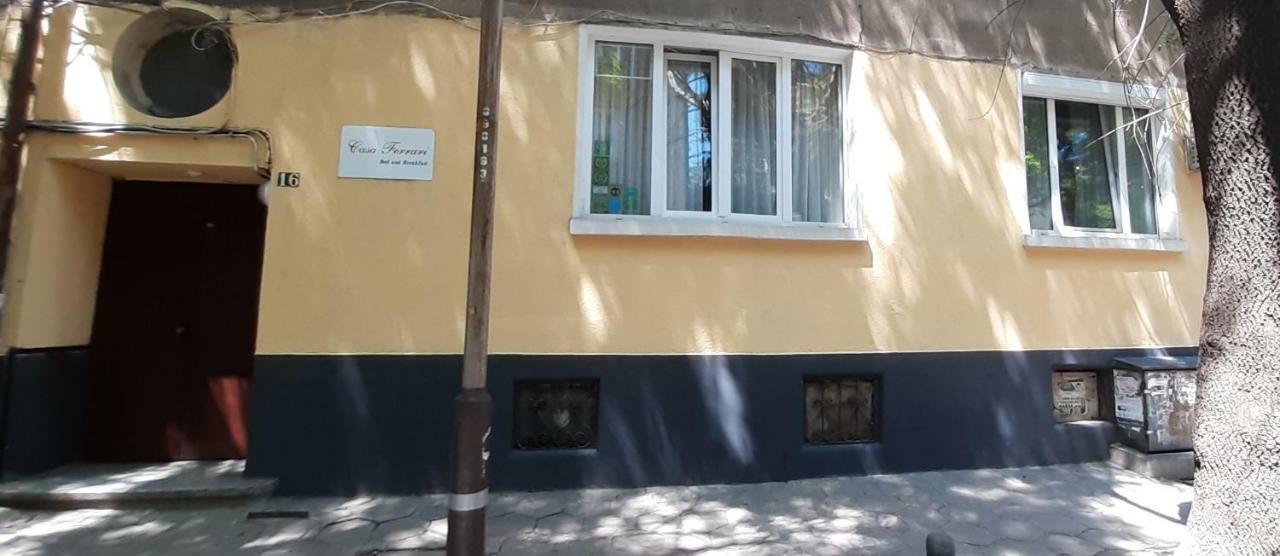 Casa Ferrari Bed & Breakfast Sofya Dış mekan fotoğraf